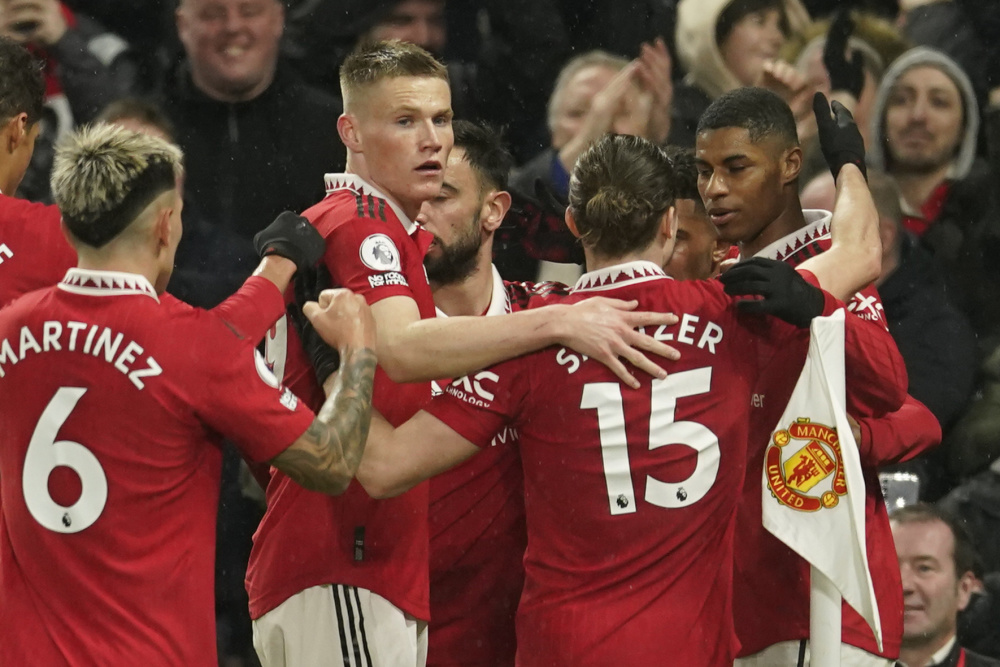 队经过数月 队经过数月